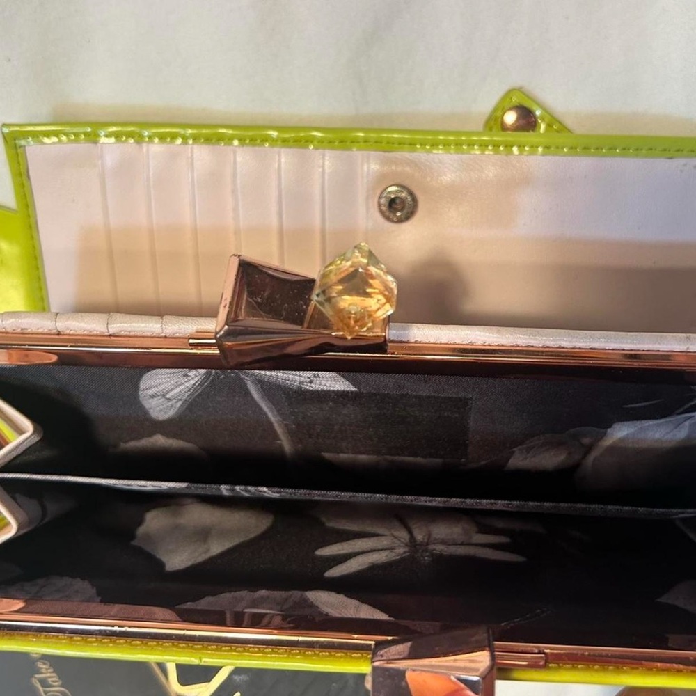 Ted Baker Chartreuse Clutch with Gold Clasp - Picture 5 of 8
